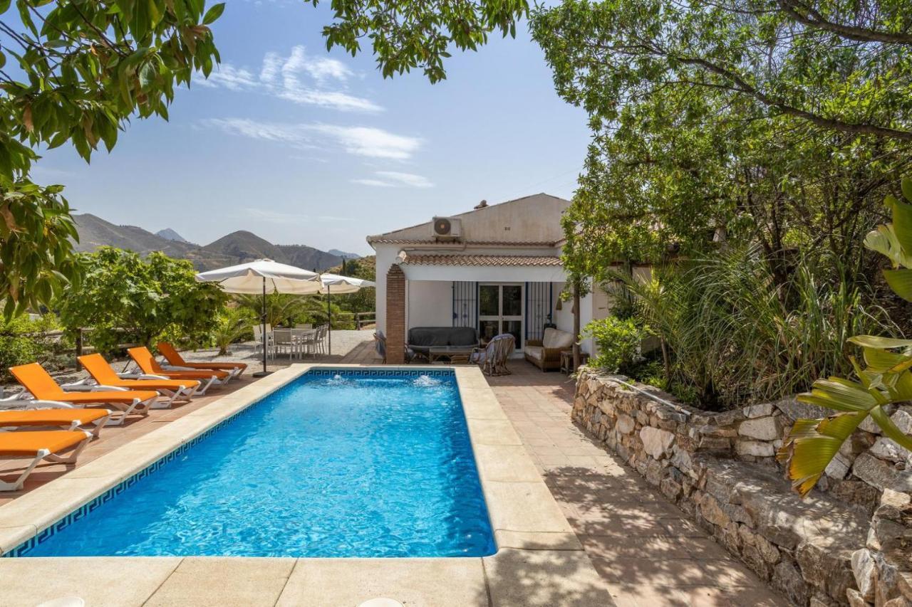 Villa Liviana, Piscina Barbacoa Y Preciosas Vistas Malaga By Andaraholidays *