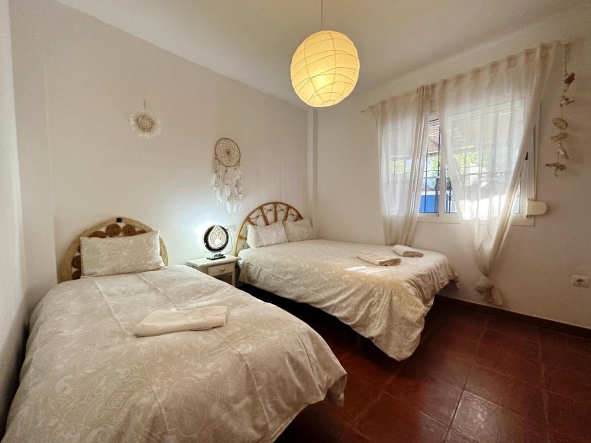 Liviana, Piscina Barbacoa Y Preciosas Vistas Malaga By Andaraholidays Villa